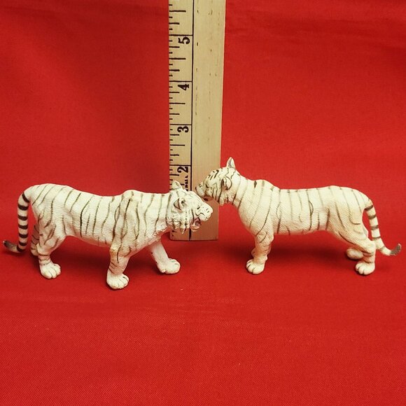Schleich Two White Tiger Figurines Wild Blue Eyes Life Collection - Picture 8 of 10